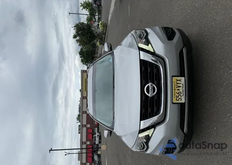 2017 Nissan Pathfinder S z USA, uszkodzony, nr VIN 5N1DR2MM8HC655898